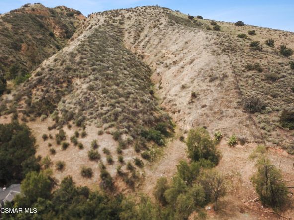 5946 Oak Knolls Rd, Simi Valley, CA 93063